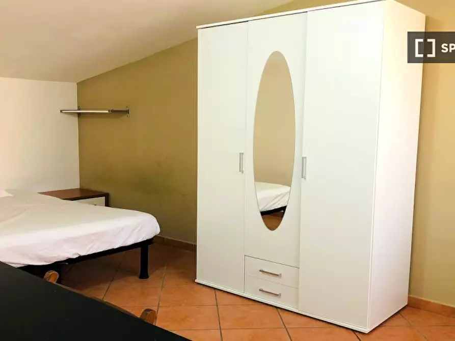 Immagine 1 di Camera condivisa in affitto  in Via Alessandro Brisse a Roma