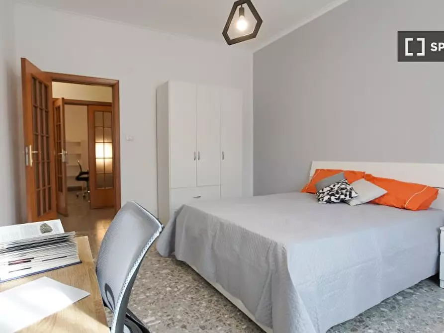 Immagine 4 di Camera condivisa in affitto  in Bognar a Pozzuoli