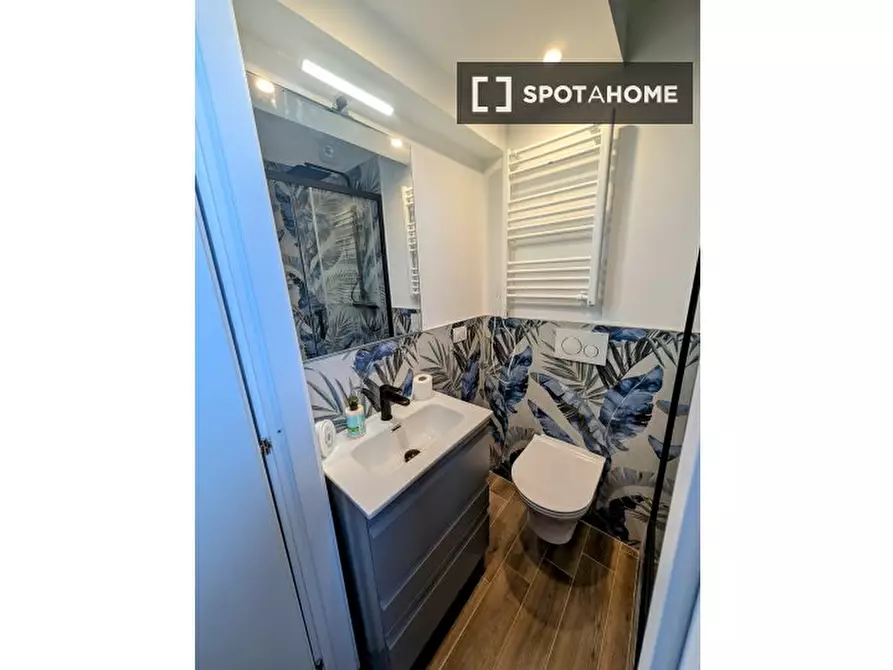 Immagine 14 di Ufficio in affitto  in Via Pietro Crespi a Milano