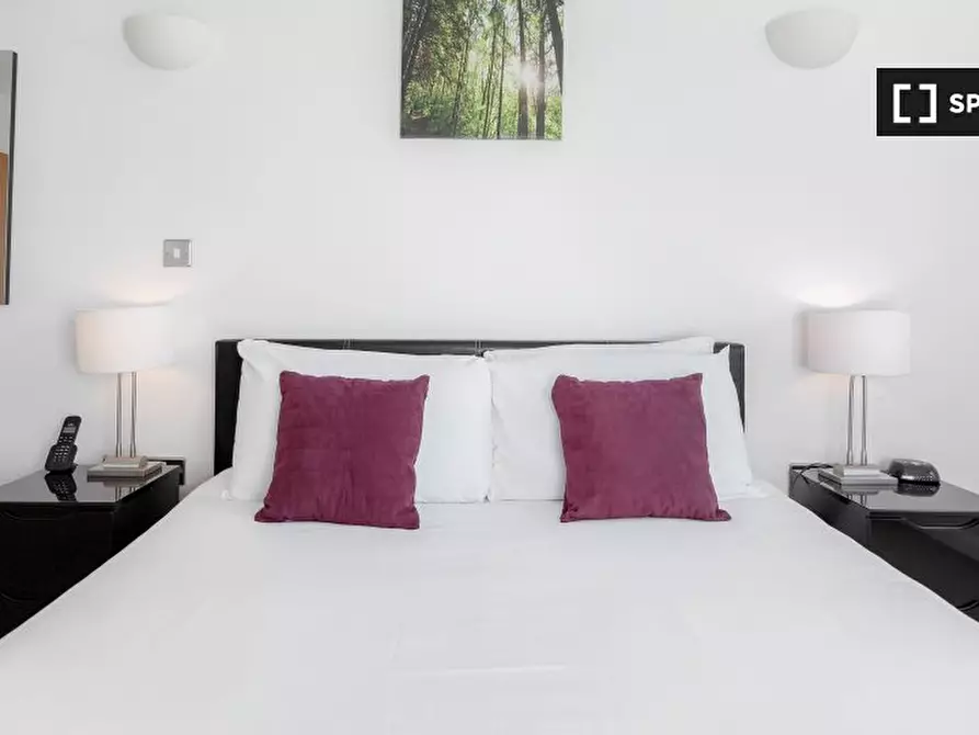 Immagine 13 di Appartamento in affitto  in Stanley Rd a Merton