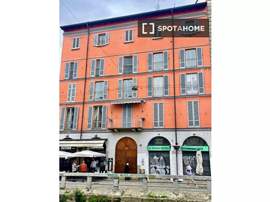 Immagine 6 di Appartamento in affitto  in Alzaia Naviglio Grande a Milano