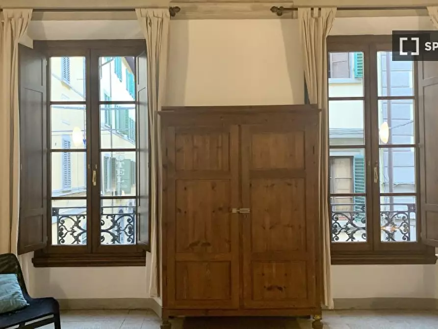 Immagine 3 di Camera condivisa in affitto  in VIA S. ANTONINO (1) a Firenze