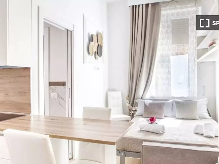 Immagine 10 di Appartamento in affitto  in Via Privata Giovanni Bertacchi a Milano