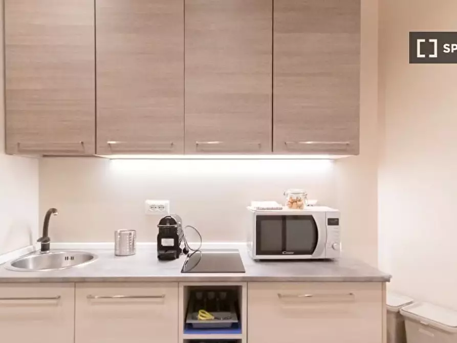 Immagine 9 di Appartamento in affitto  in Via Santa Maria Valle a Milano