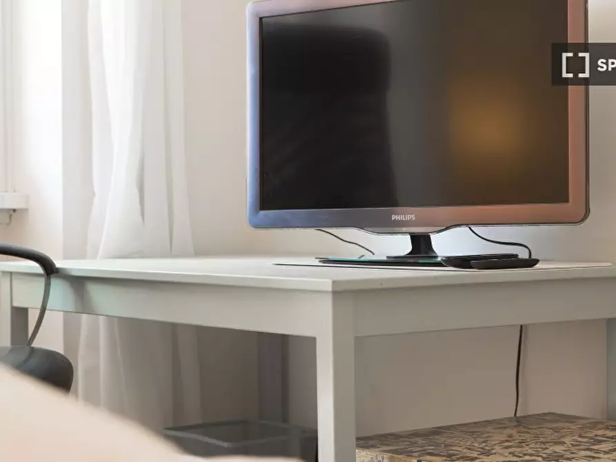 Immagine 5 di Camera condivisa in affitto  in Viale Marco Fulvio Nobiliore, 00175 Roma RM, Italy a Roma