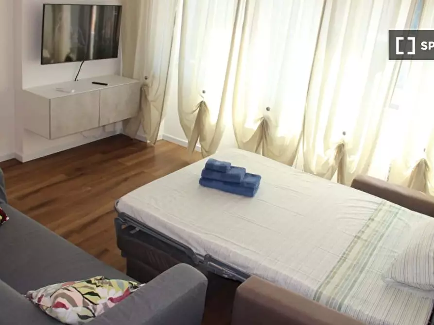 Immagine 6 di Appartamento in affitto  in Via Orazio dello Sbirro a Roma