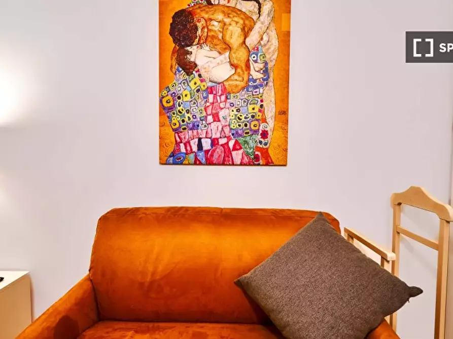 Immagine 6 di Appartamento in affitto  in Via Francesco de Sanctis a Roma