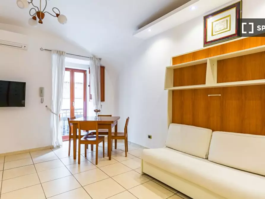 Immagine 5 di Appartamento in affitto  in Vico San Nicola da Tolentino a Napoli