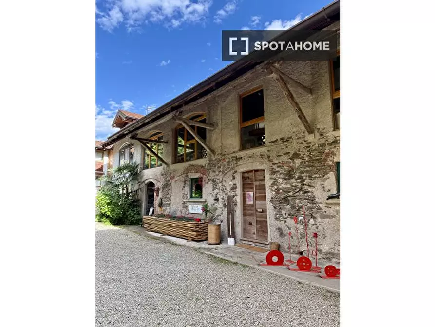 Immagine 6 di Ufficio in affitto  in Via S. Pietro a Luino