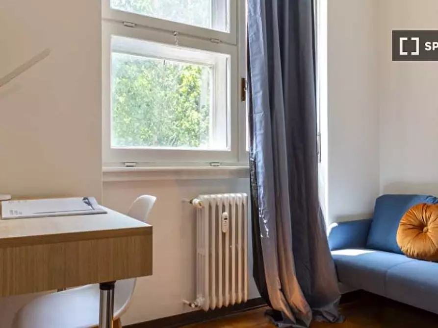 Immagine 3 di Camera condivisa in affitto  in Viale Renato Serra a Milano