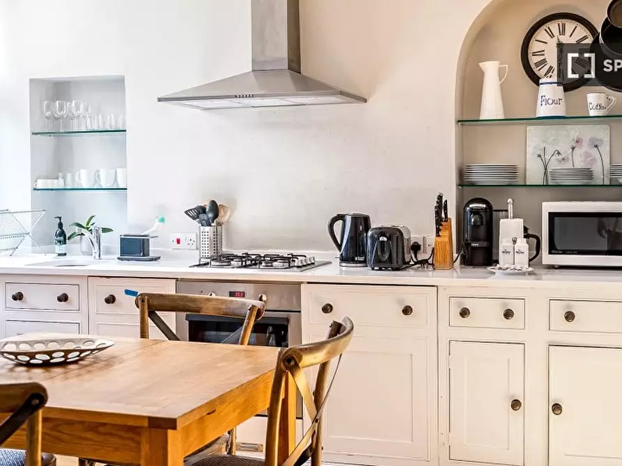 Immagine 17 di Appartamento in affitto  in Carmel Court Holland St a Kensington