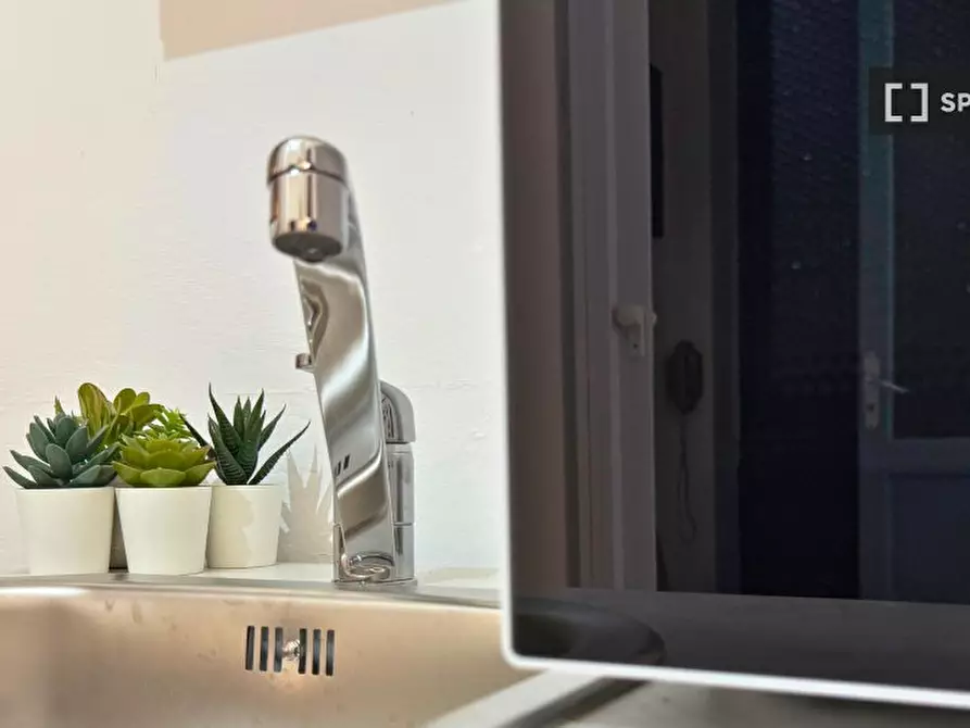 Immagine 9 di Camera condivisa in affitto  in Via Carlo Castelnuovo Delle Lanze a Torino