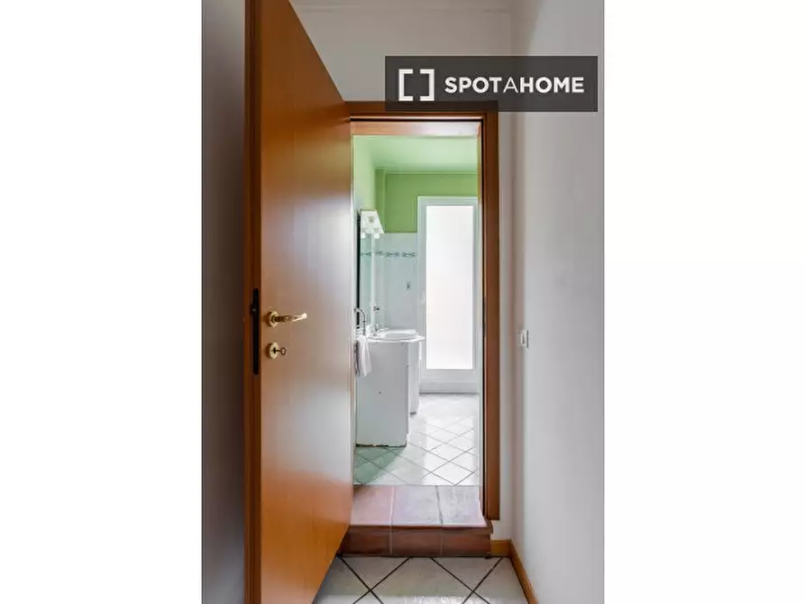 Immagine 17 di Ufficio in affitto  in Via Monaldo Calari a Bologna