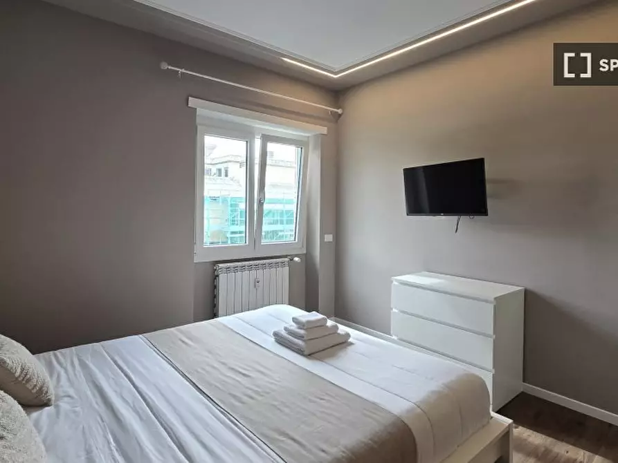 Immagine 4 di Camera condivisa in affitto  in Via Nicolò da Pistoia a Roma