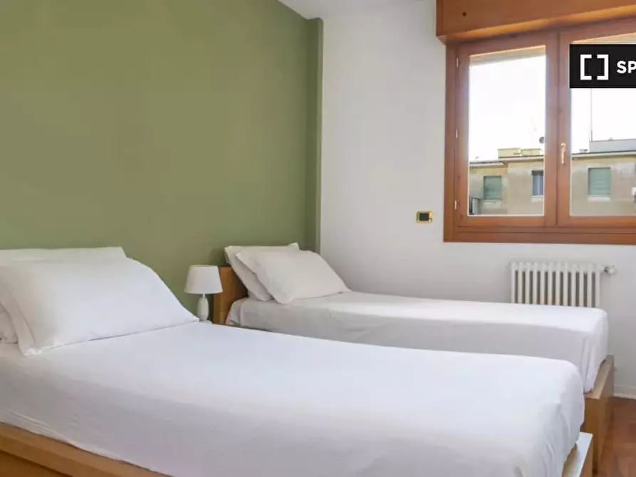 Immagine 17 di Appartamento in affitto  in Via Aurelio Saffi a Bologna