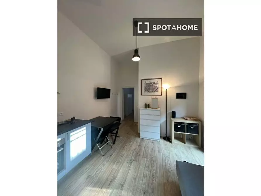 Immagine 13 di Appartamento in affitto  in Via Andrea da Faenza a Bologna