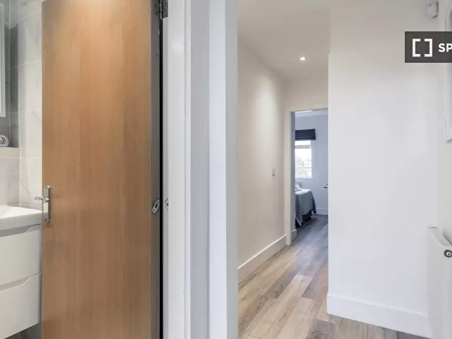 Immagine 18 di Appartamento in affitto  in Nevern Pl a Kensington