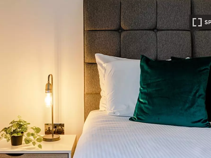 Immagine 7 di Appartamento in affitto  in Apartment a Kensington