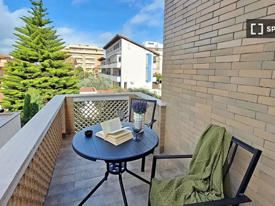 Immagine 9 di Appartamento in affitto  in Piazza G. Battista Grassi a Fiumicino