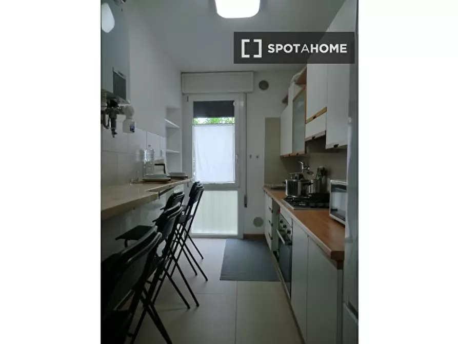 Immagine 13 di Camera condivisa in affitto  in Via Pio X a Padova