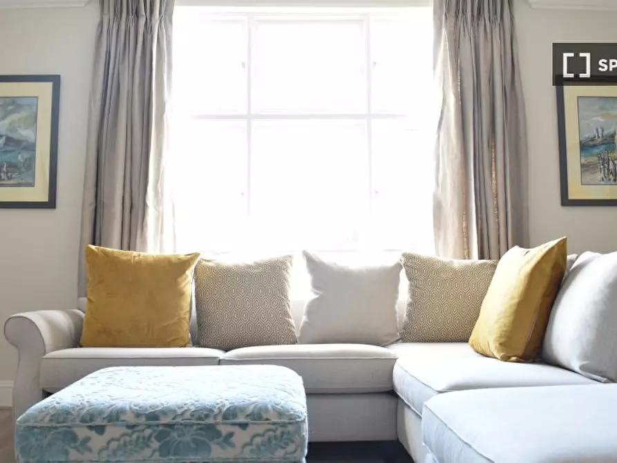 Immagine 6 di Appartamento in affitto  in Fulham Park Rd a Hammersmith