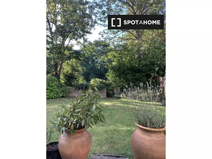 Immagine 8 di Ufficio in affitto  in Broadhurst Gardens a Camden Town