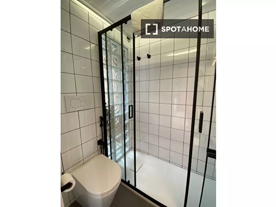 Immagine 10 di Ufficio in affitto  in Via Teano a Roma