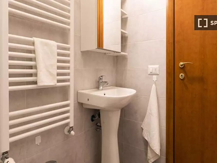 Immagine 10 di Camera condivisa in affitto  in Via Ginestre Milan a Buccinasco