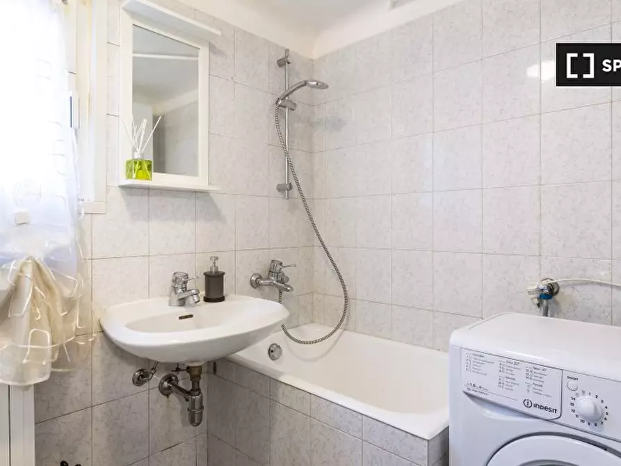 Immagine 10 di Appartamento in affitto  in Piazza Angilberto II a Milano