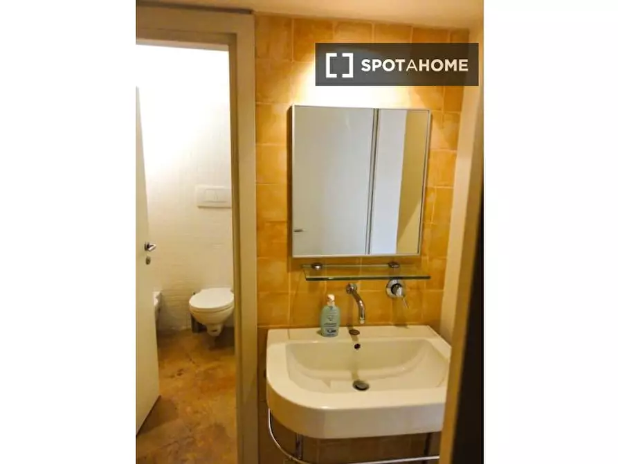 Immagine 12 di Appartamento in affitto  in P.za XXV Aprile a Milano