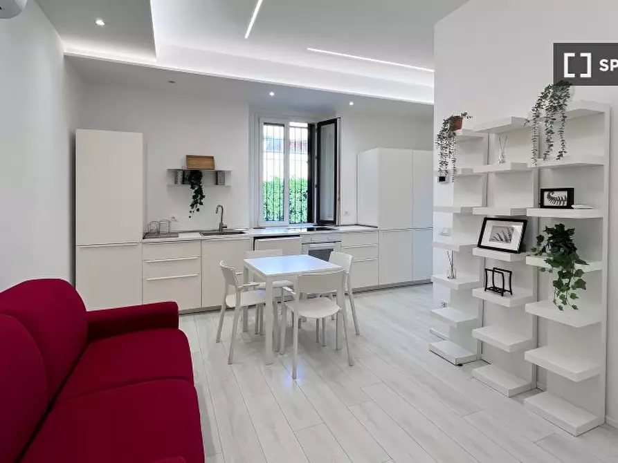 Immagine 4 di Appartamento in affitto  in Via Conte Rosso a Milano