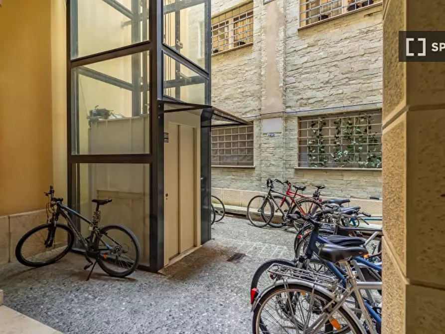 Immagine 12 di Ufficio in affitto  in Via Marsili a Bologna