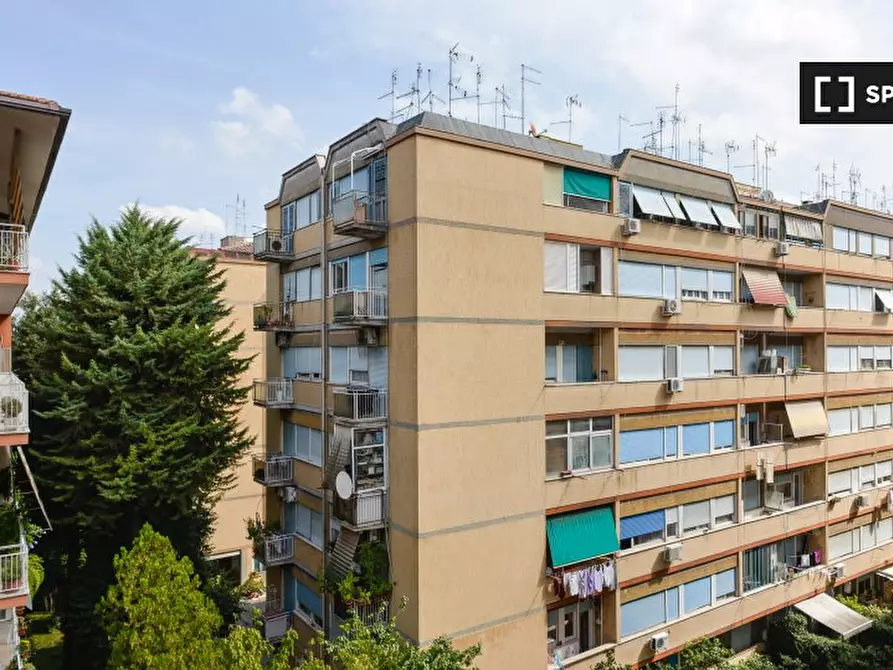 Immagine 7 di Camera condivisa in affitto  in Lungotevere Dante, 00146 Roma RM, Italy a Roma