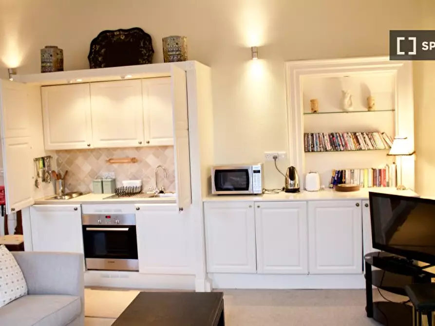 Immagine 5 di Appartamento in affitto  in Castle St a New Town