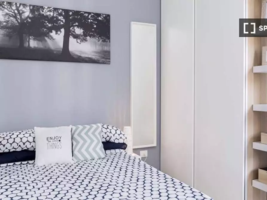 Immagine 2 di Camera condivisa in affitto  in Via Giuseppe Frua a Milano