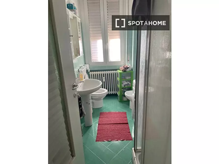 Immagine 5 di Camera condivisa in affitto  in Via Privata Andrea Pellizzone a Milano