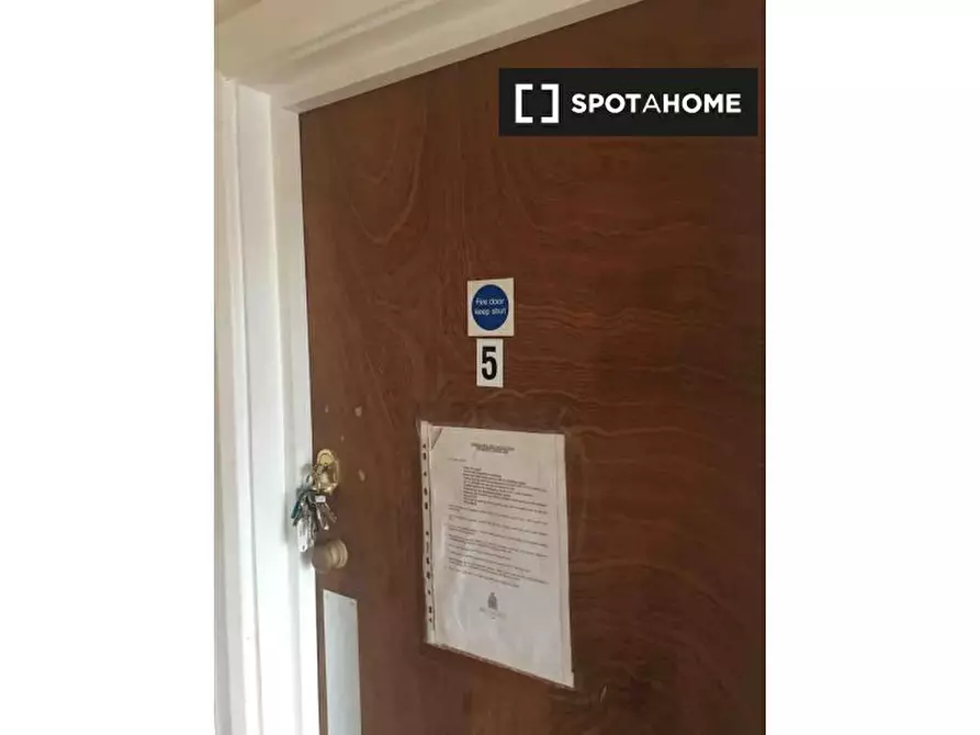 Immagine 13 di Camera condivisa in affitto  in Mill Ave a Hillingdon