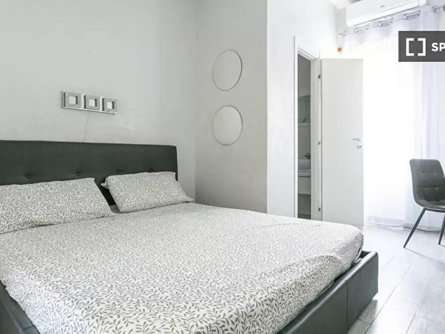 Immagine 19 di Camera condivisa in affitto  in Via Giasone a Roma