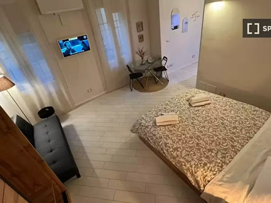 Immagine 1 di Ufficio in affitto  in Via Castiglione a Bologna