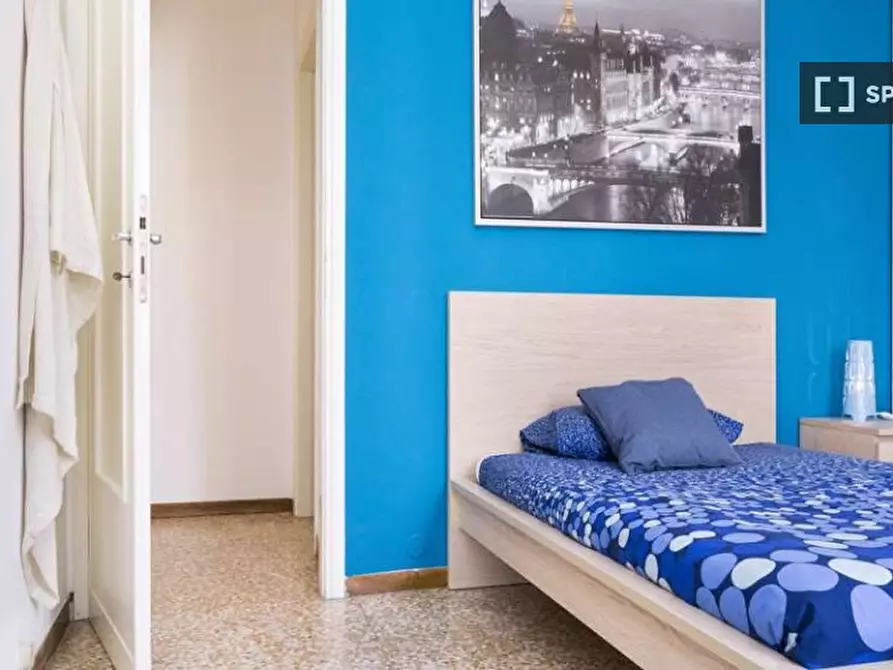 Immagine 5 di Camera condivisa in affitto  in Viale Carlo Espinasse a Milano