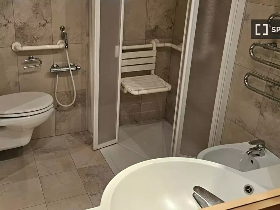 Immagine 3 di Camera condivisa in affitto  in Lungo Dora Napoli a Torino