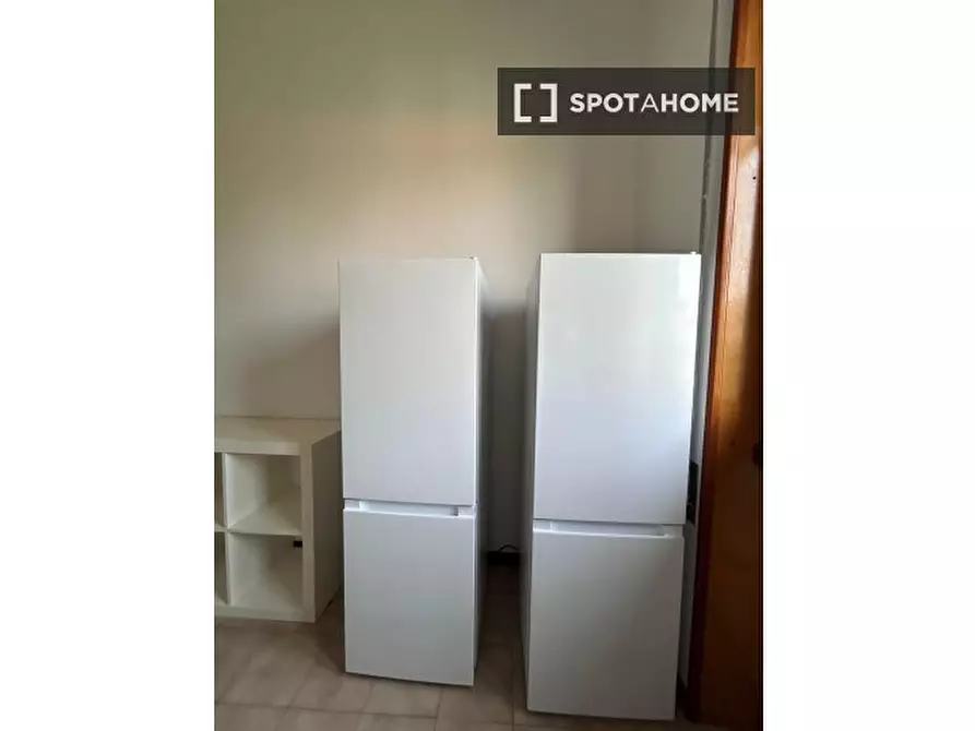 Immagine 11 di Camera condivisa in affitto  in del Risorgimento/a a Brescia