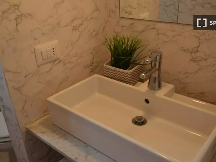 Immagine 19 di Ufficio in affitto  in Via Giuseppe Ripamonti a Milano