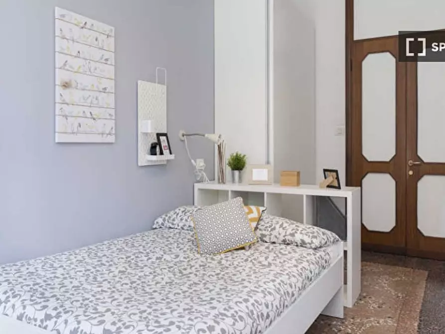 Immagine 2 di Camera condivisa in affitto  in Viale Giovanni Vicini a Bologna