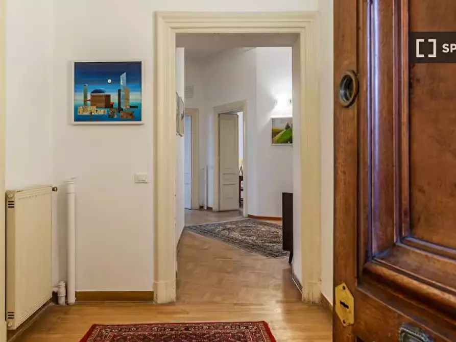 Immagine 10 di Appartamento in affitto  in Lungotevere delle Navi a Roma