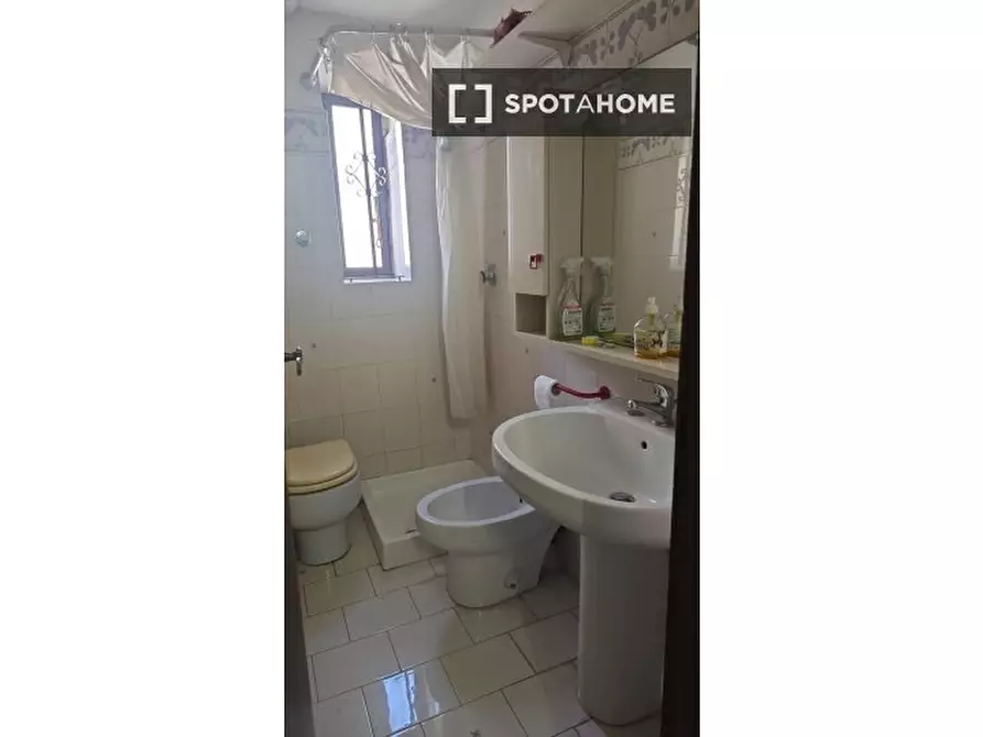 Immagine 3 di Ufficio in affitto  in Via Iberia a Roma