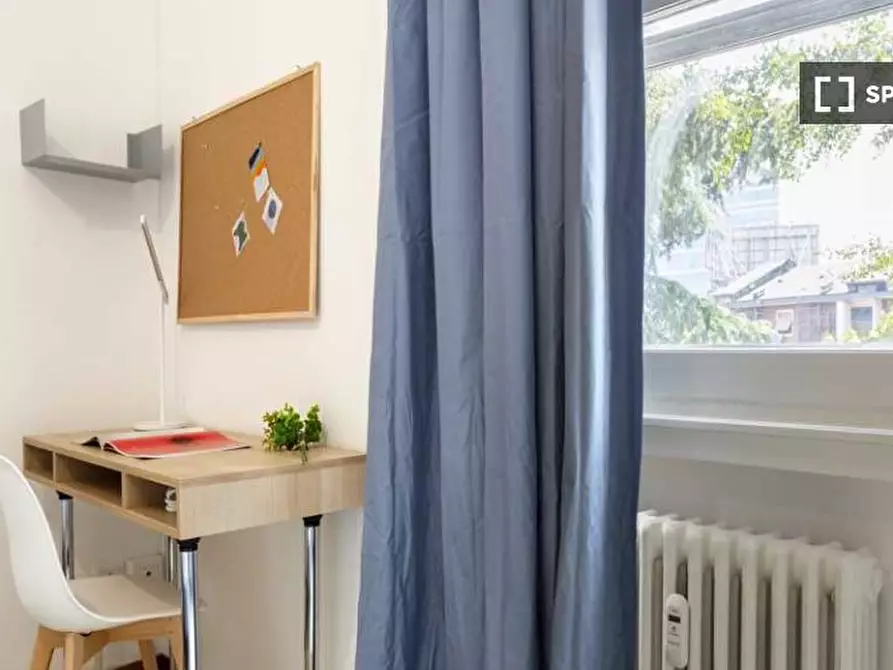 Immagine 6 di Camera condivisa in affitto  in Viale Renato Serra a Milano