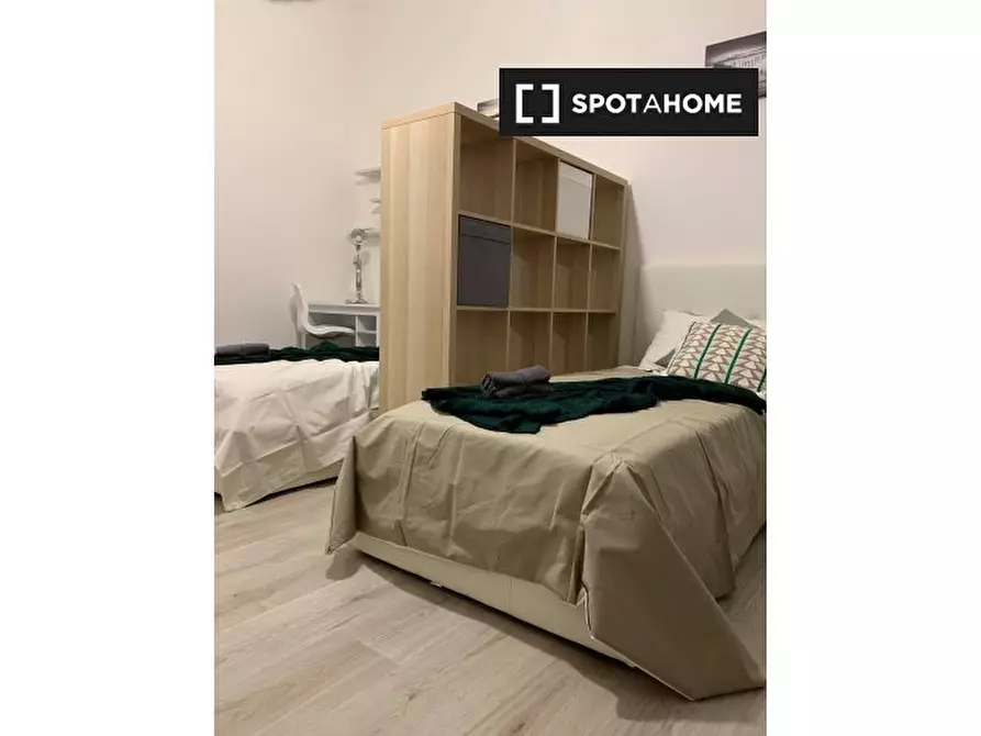Immagine 2 di Camera condivisa in affitto  in Via Mazzini a Bologna