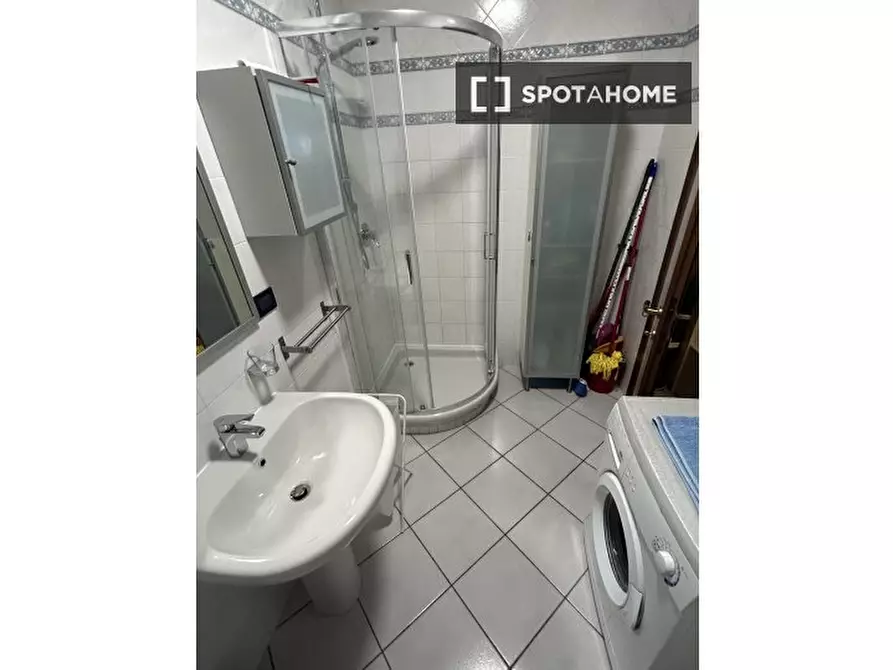 Immagine 12 di Appartamento in affitto  in Via Emilia Ponente a Bologna