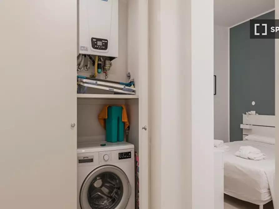 Immagine 15 di Appartamento in affitto  in Viale Giulio Cesare a Roma